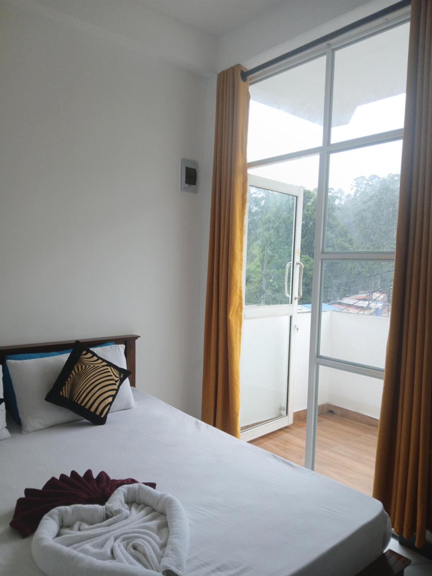 The Peak Residence Nallathanniya Exterior photo